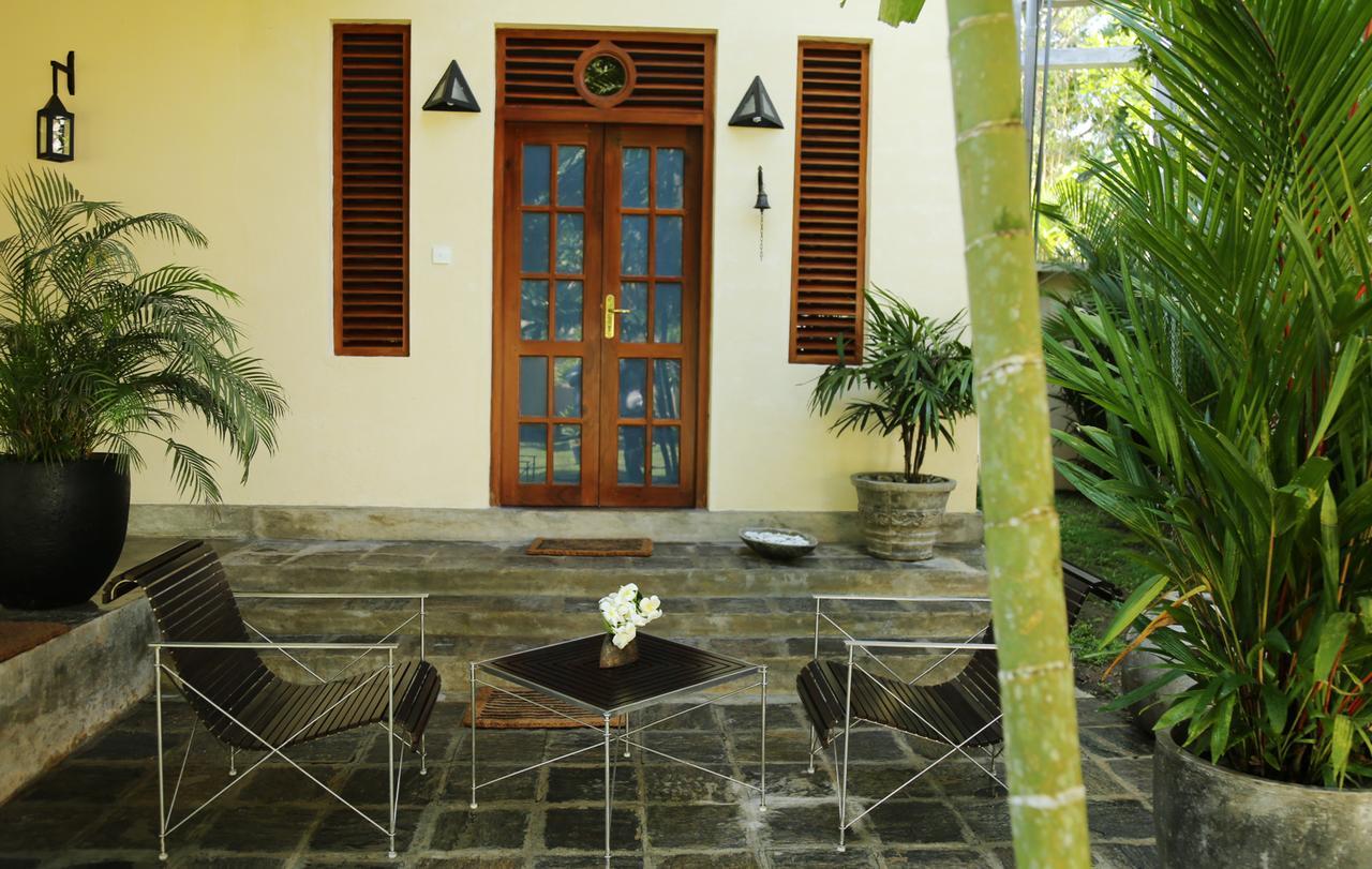 Good Karma Villa Bentota Exteriör bild