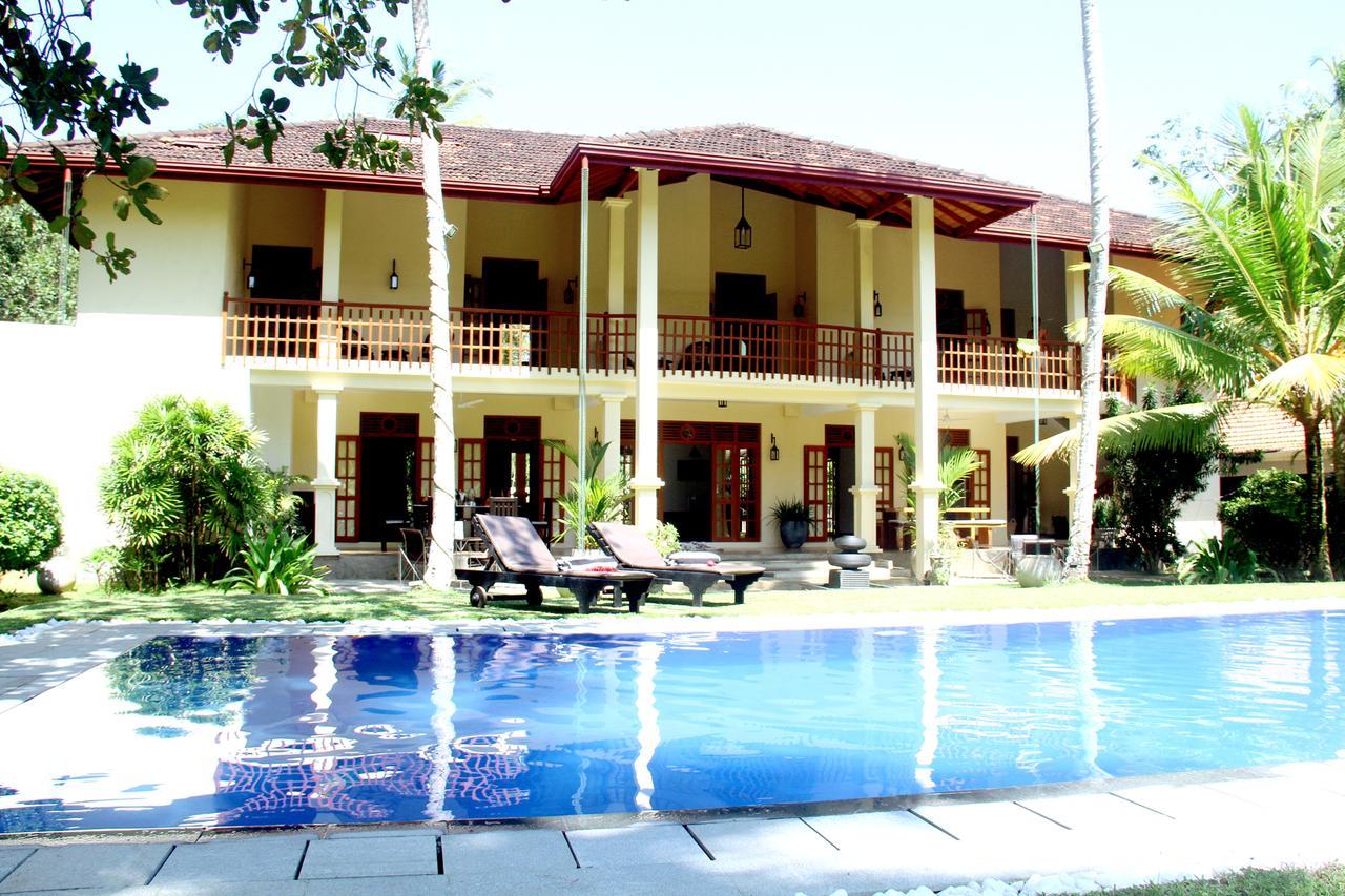 Good Karma Villa Bentota Exteriör bild